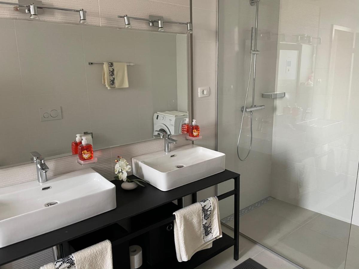Villa Sanela Pobegi Ngoại thất bức ảnh