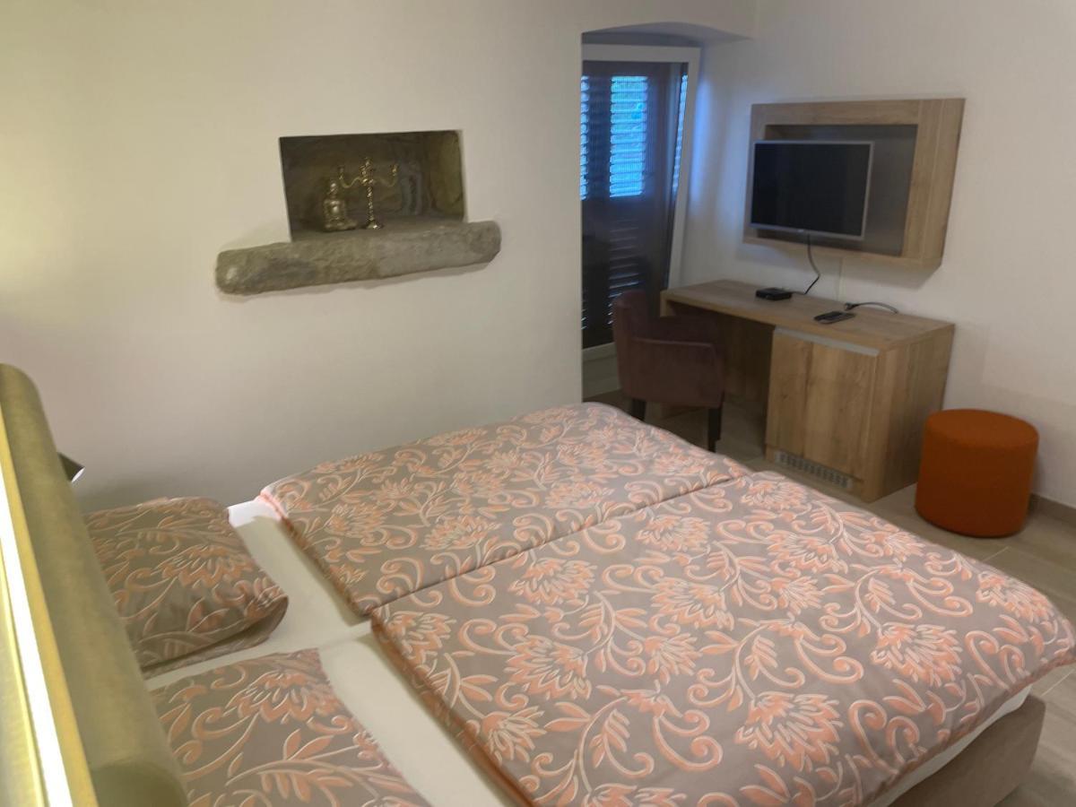 Villa Sanela Pobegi Ngoại thất bức ảnh