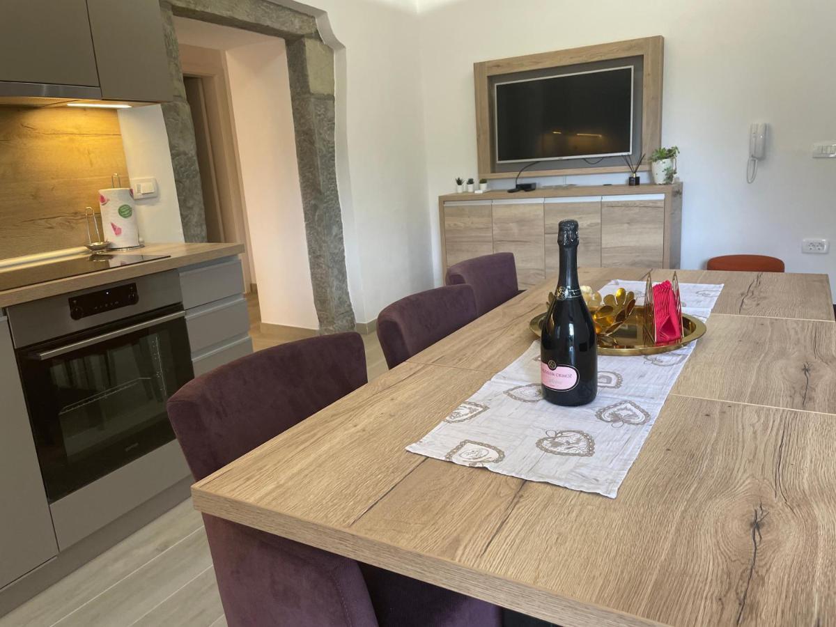 Villa Sanela Pobegi Ngoại thất bức ảnh